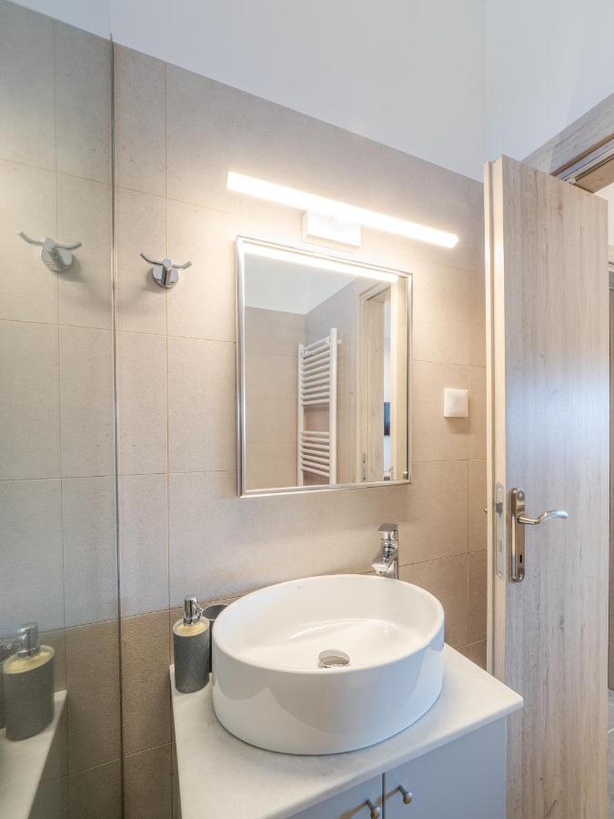 M&K - Maria'S Stylish Apartment Near Alykes Beach Corfu  Zewnętrze zdjęcie