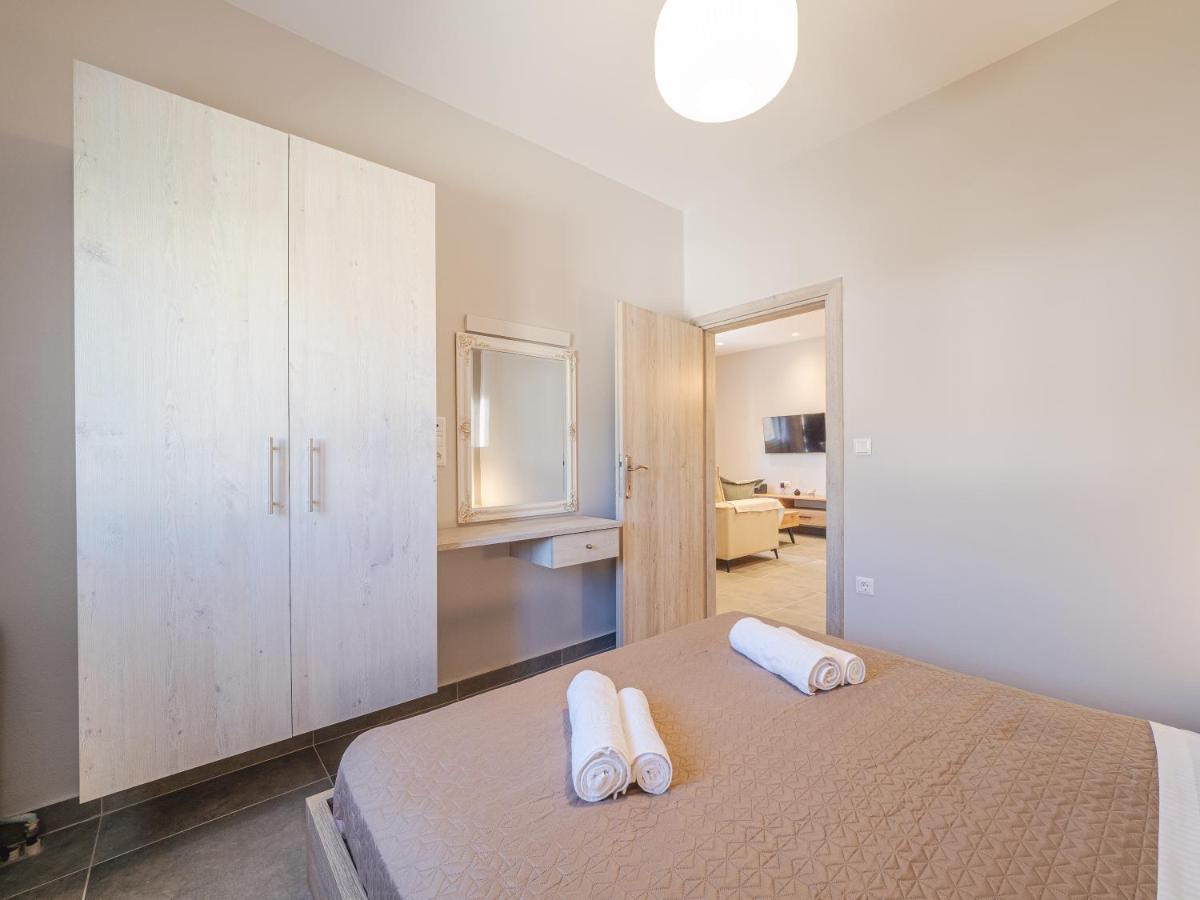 M&K - Maria'S Stylish Apartment Near Alykes Beach Corfu  Zewnętrze zdjęcie