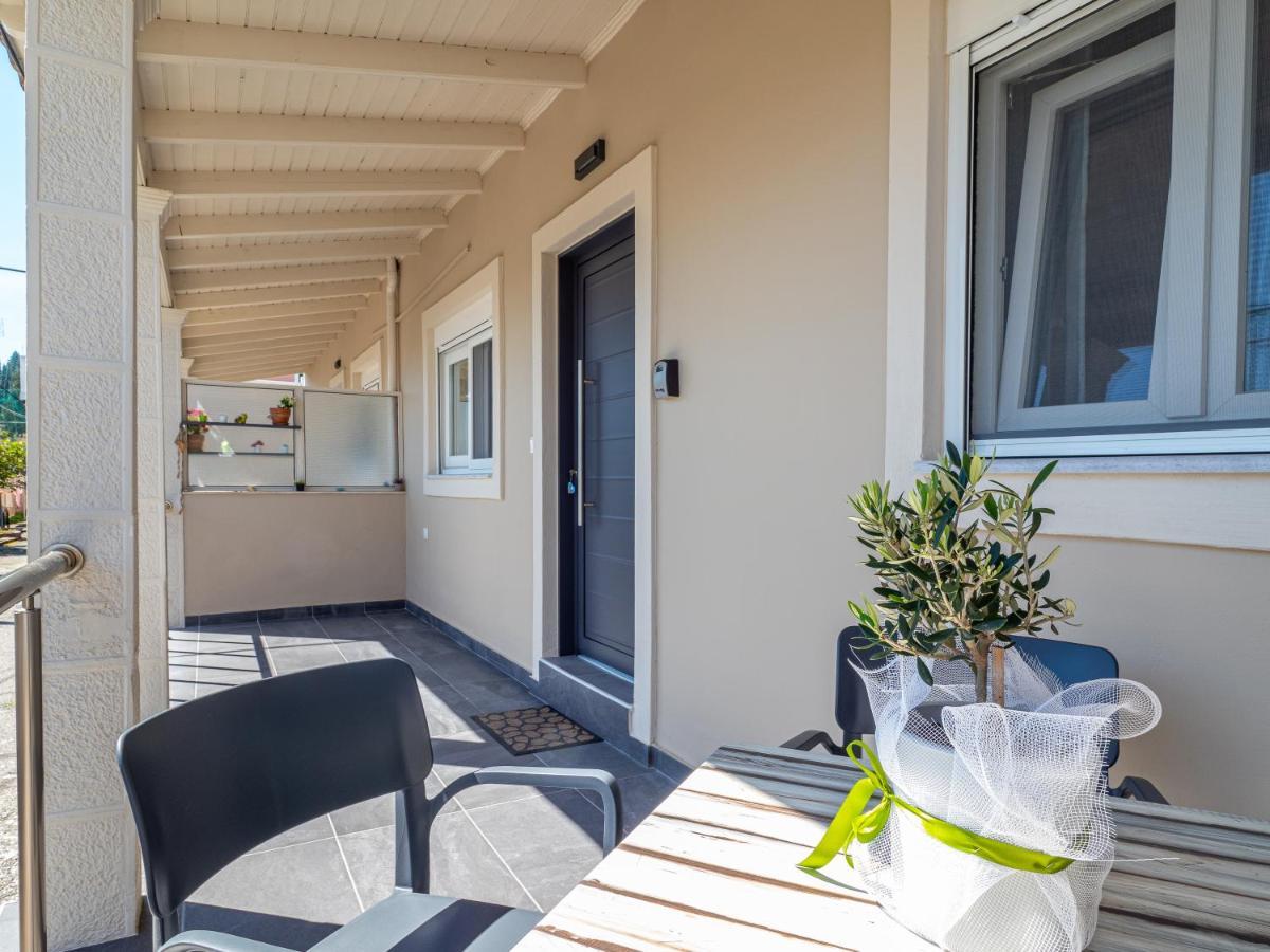 M&K - Maria'S Stylish Apartment Near Alykes Beach Corfu  Zewnętrze zdjęcie